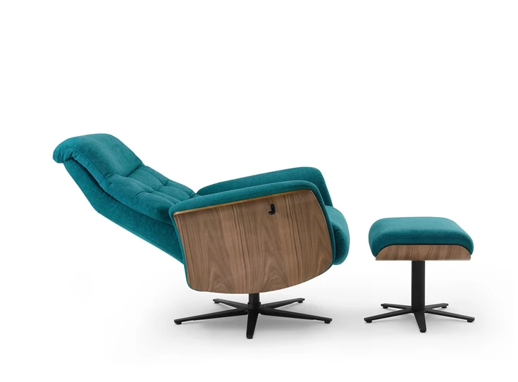 James relax uitgeklapt