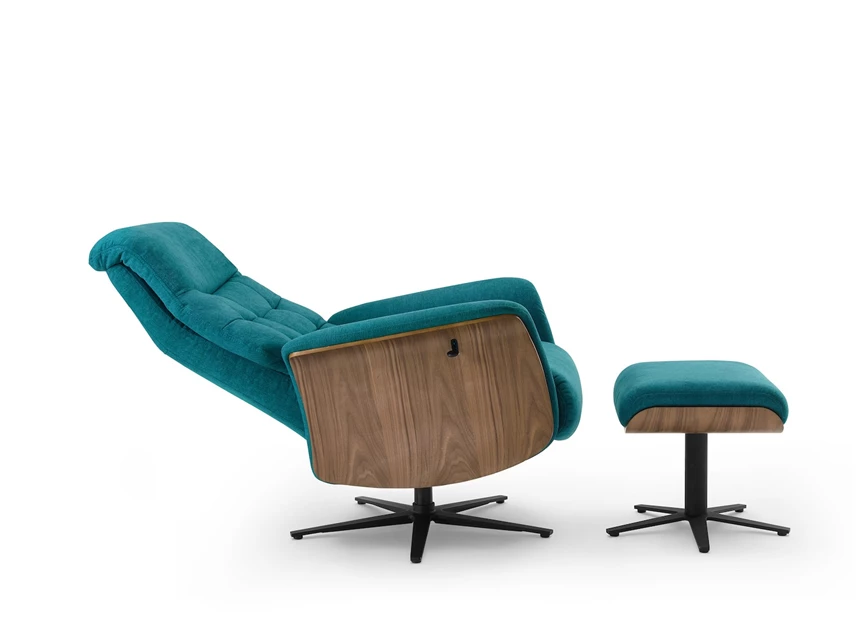 James relax uitgeklapt