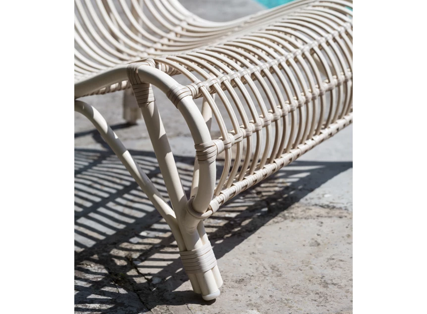 Detail Bijzetzetel Lucy Lounge Chair GC053 Off White Vincent Sheppard sfeerbeeld