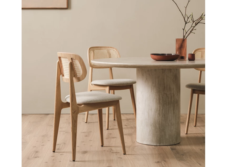 Detail Stoel Titus Dining Chair Natural Oak Upholstered Lime White Bouclé Vincent Sheppard