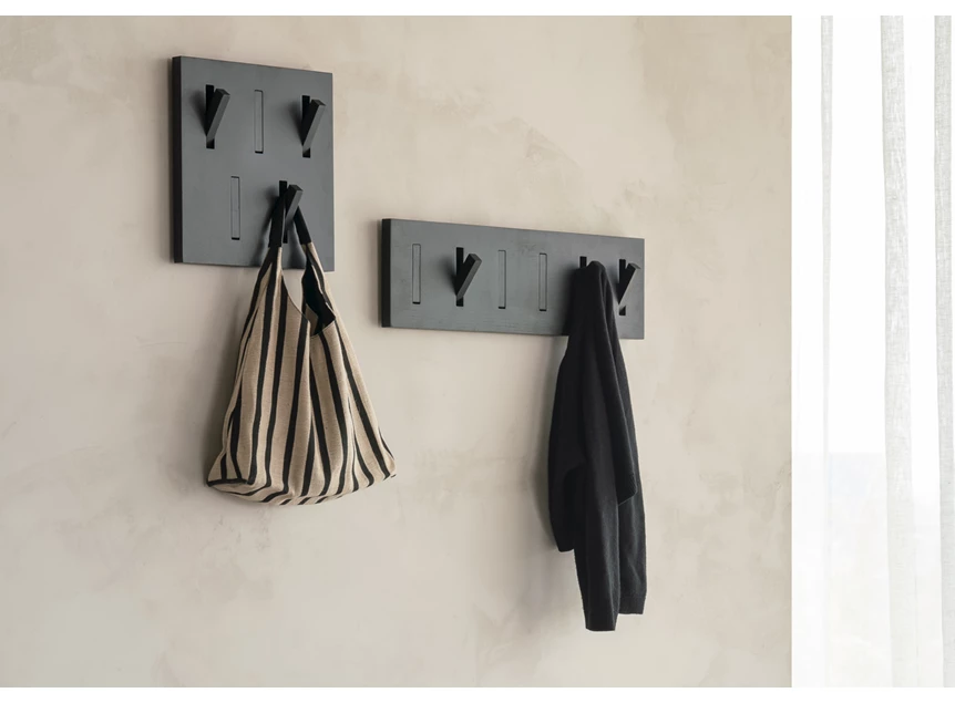 Sfeerfoto Kapstok Oak Utilitile Black Wall Hanger 55103 Ethnicraft