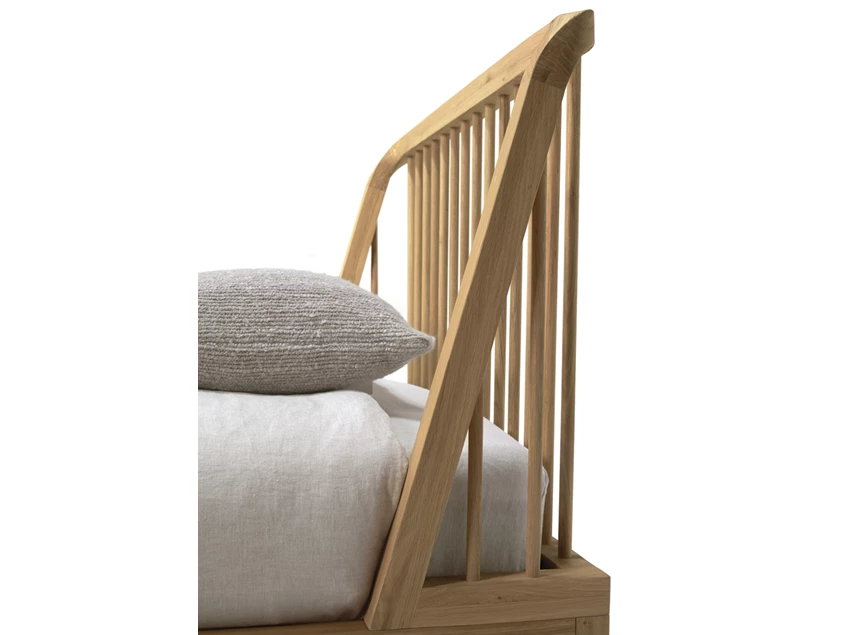Detail Bedkader 1 persoons Oak Spindle Bed 51251 Ethnicraft
