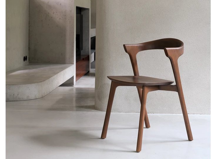Sfeerfoto Armstoel Teak Bok Brown Dining Chair 10686 Ethnicraft