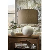 1G120.169 tafellamp italiaans design l'oca nera beige keramiek voet reliƫf lichtgrijze stoffen kap
