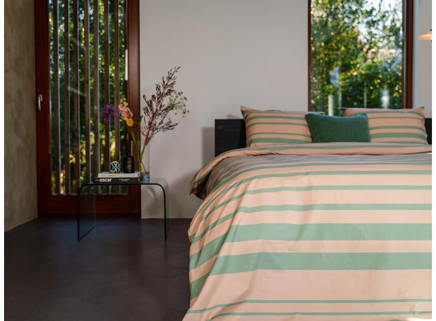 Kayori- Sora- tencel- olijfgroen- dekbedovertrek- 240/200-220- sfeerbeeld1