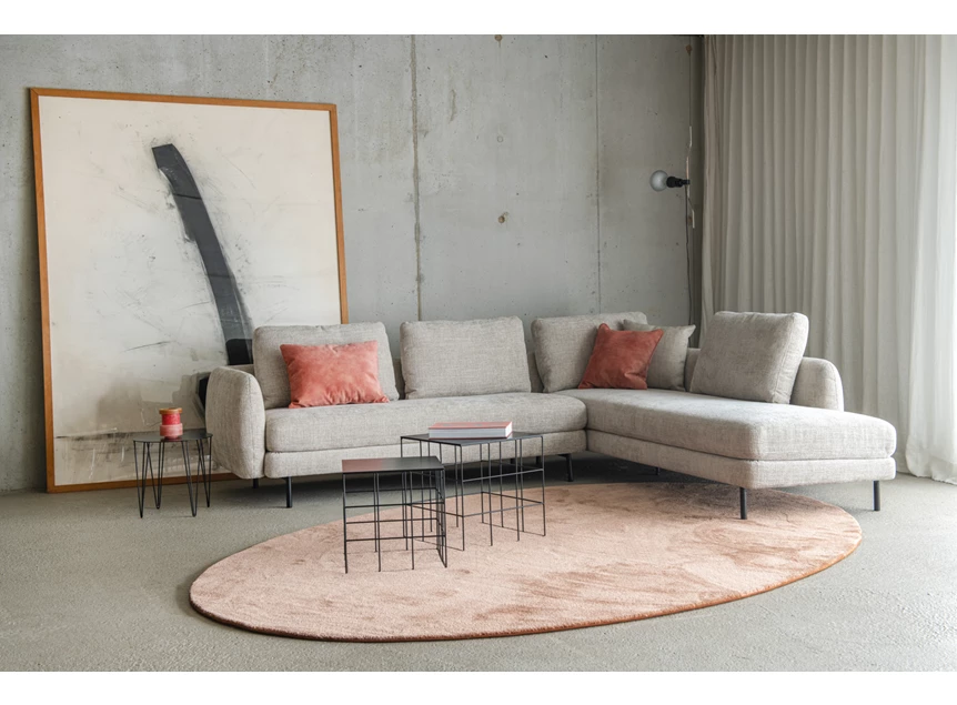 Sfeerfoto Hoeksalon Matt met open eiland stof Moome by Indera