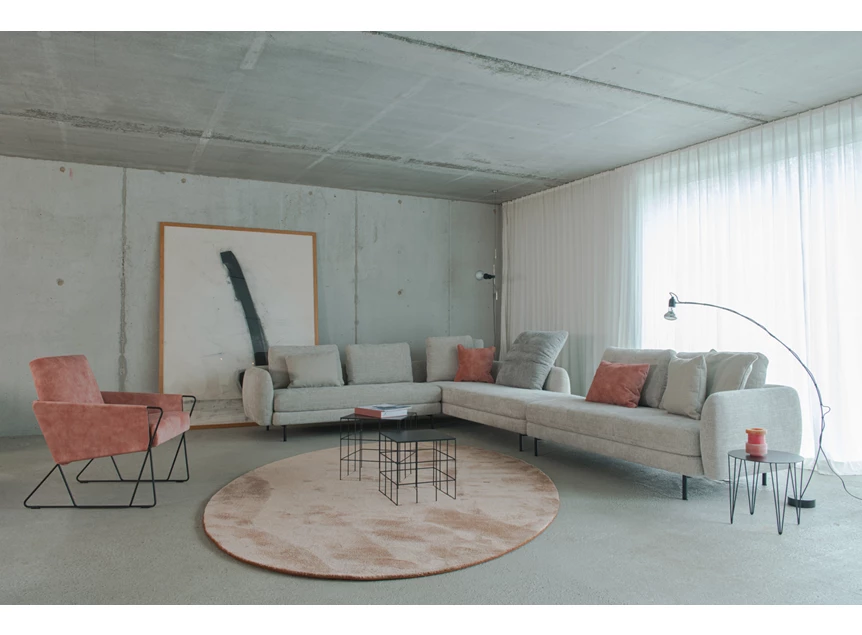 Sfeerfoto Grote hoeksalon met open eiland en aanbouw stof Moome by Indera