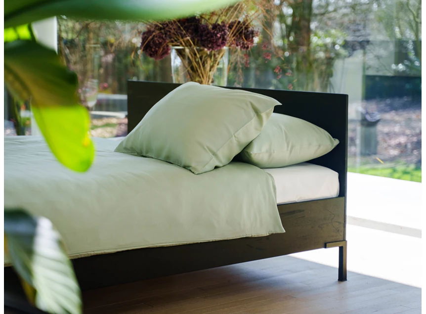 Kiyo- tencel dbo- saliegroen- 140/200-220- sfeerbeeld