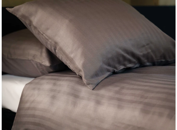 Akemi- tencel dbo- antracite- 140/200-220- sfeerbeeld