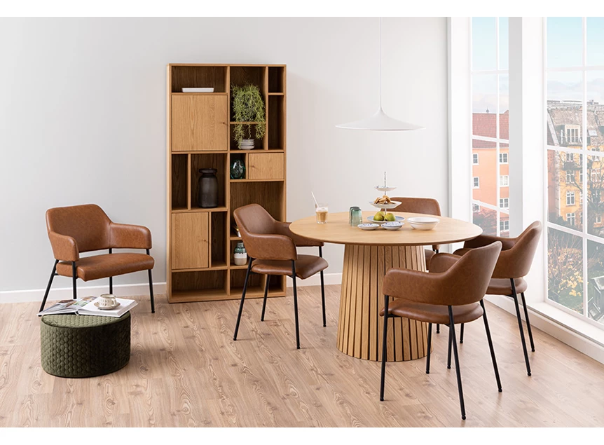 Christo eettafel sfeerbeeld actona 22095 eik fineer