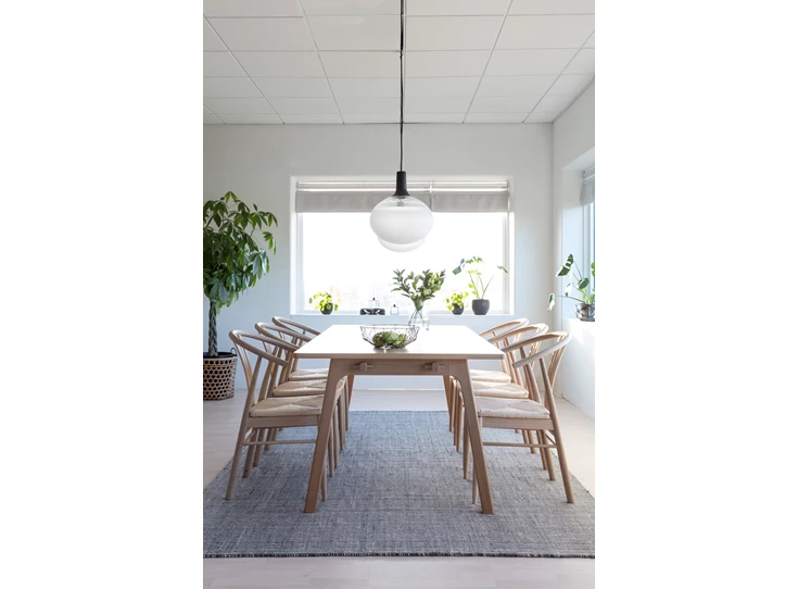 100352 I_York stoel actona eik geweven riet sfeerbeeld