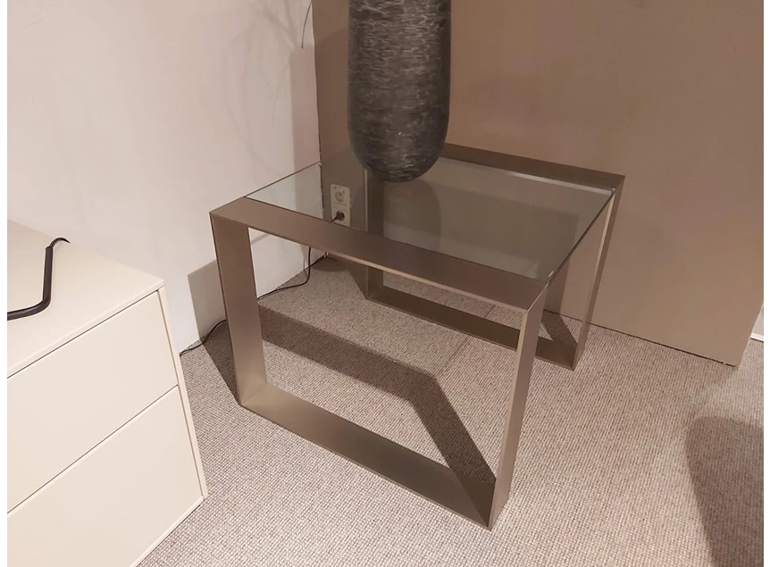 Zijkant Bijzettafel Ring RIN5029 klaar glas nikkel Dekimpe modern design