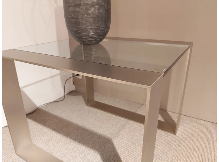 Detail Bijzettafel Ring RIN5029 klaar glas nikkel Dekimpe modern design