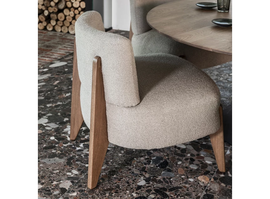 Achterkant Low Dining Chair Azul eetkamerstoel stof Passe Partout