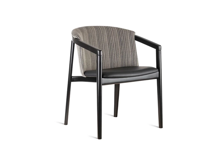 Armstoel Merano beuk zwart combi stof en leder Estectica Home