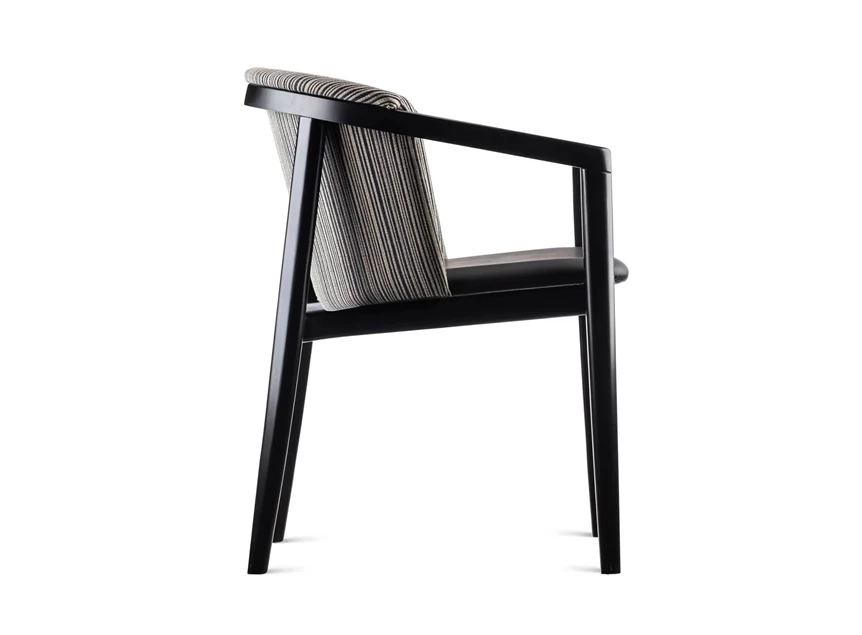 Zijkant Armstoel Merano beuk zwart combi stof en leder Estectica Home