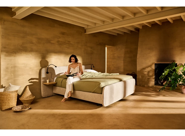 boxsrping Lotus 4 aura.jpg