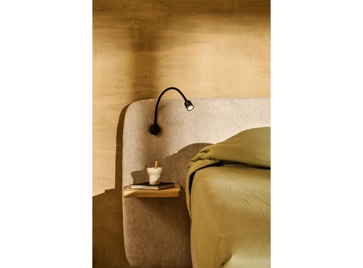 detail boxspring Lotus.jpg