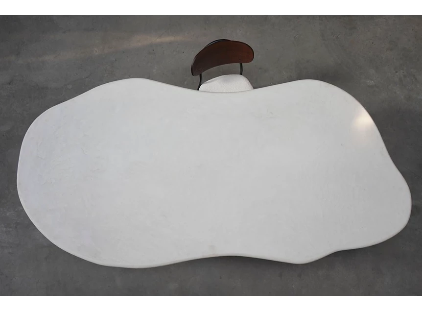 Bovenkant Tafel Laini organisch mortex salt Muundo by PR Living