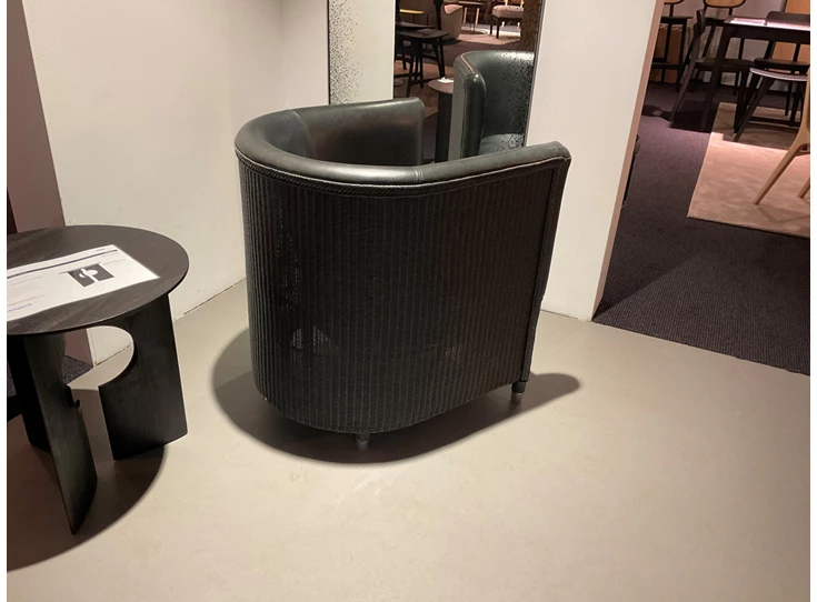 Achterkant Bijzetzetel Tokyo Deluxe leder en loom zwart Vincent Sheppard