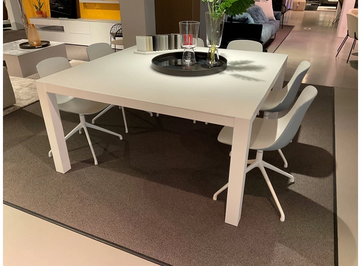 Vierkante tafel T mat glas wit Karat