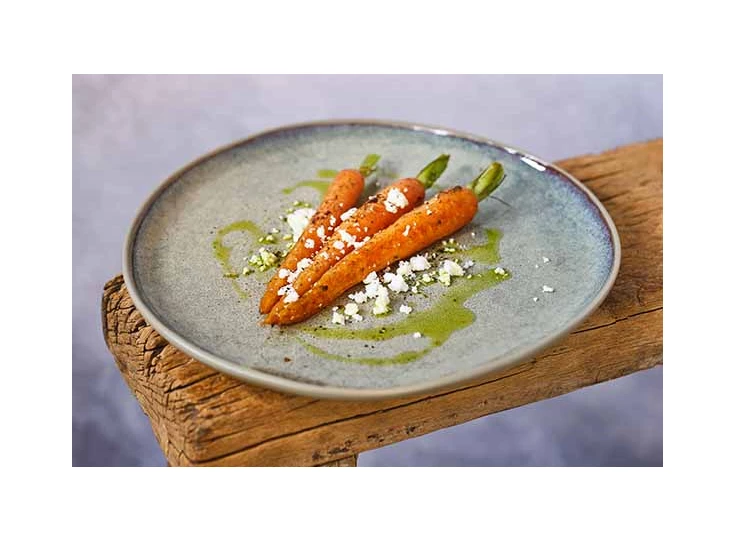 Oona Sand- plat bord- groen- D27xh2cm- met eten