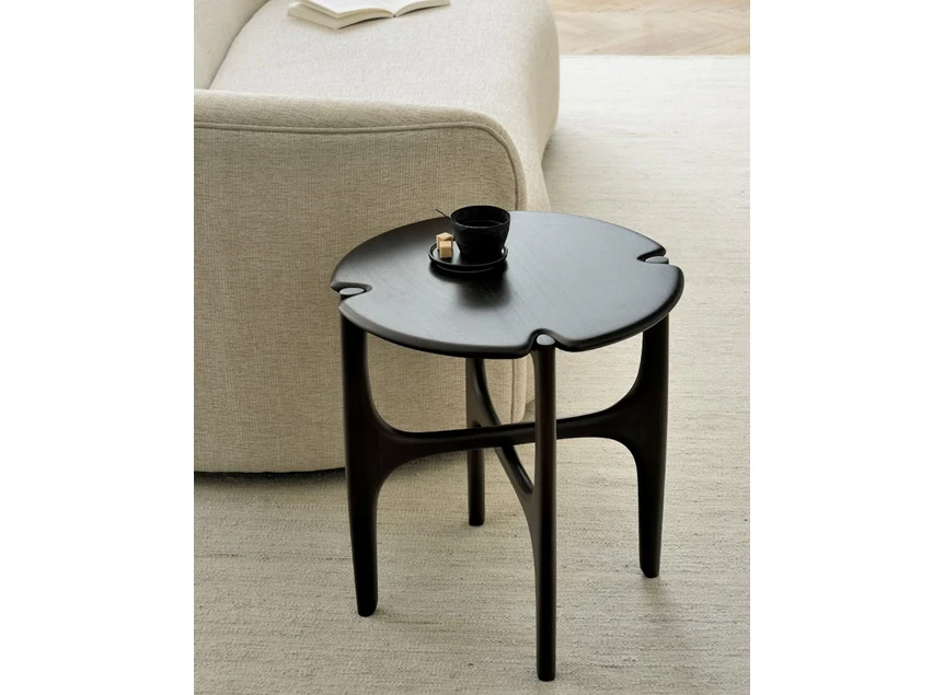 Sfeerfoto Mahogany Pi Dark Brown Side Table 35005 Ethnicraft