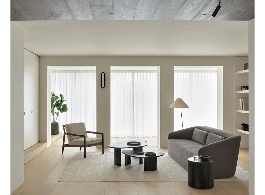 Leefruimte Mahogany Boomerang Dark Brown Coffee Table 35007 Ethnicraft