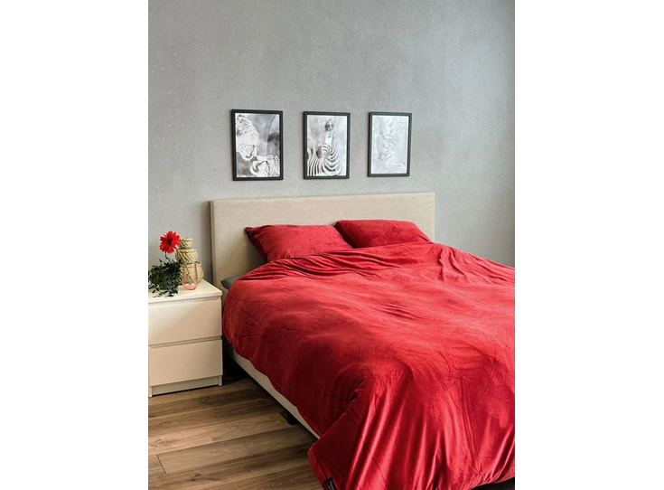 beau-maison-velvet-duvet-cover-bordeaux-red (5).jpg