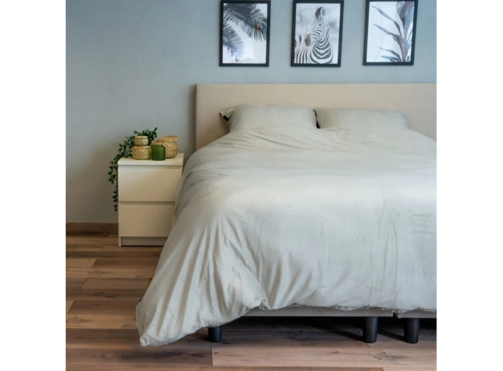 beau-maison-fluwelen-dekbedovertrek-zilver-velvet.jpg