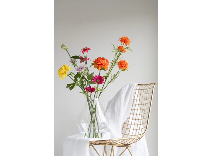 Ball mum- boeket- plastiek- oranje- sfeerbeeld