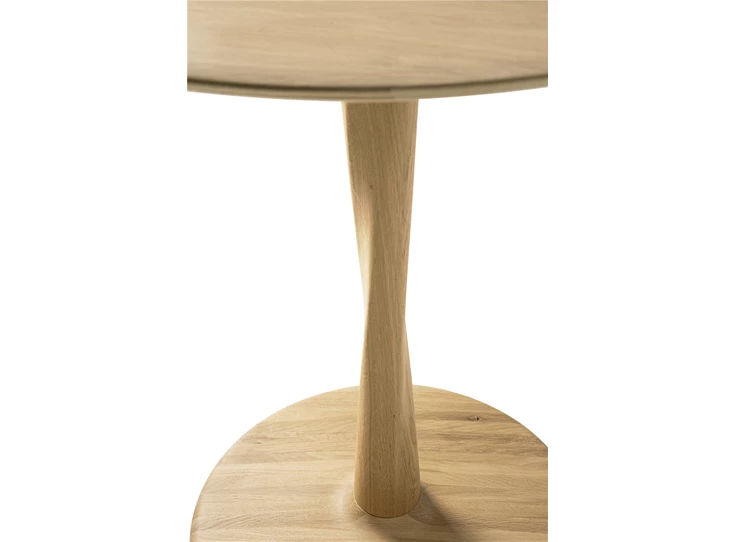 Blad Oak Torsion Dining Table 50018 Ethnicraft