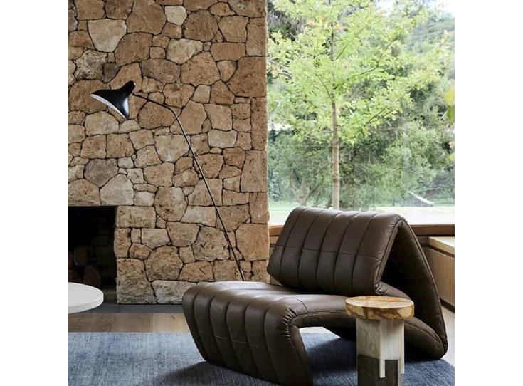 Bijzetzetel sfeerbeeld Yoga DS-266 unit 01 leder donkerbruin De Sede