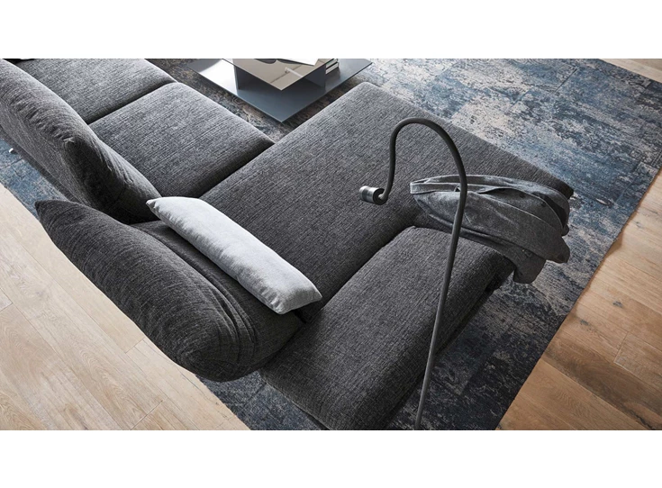 Bovenkant Grote hoeksalon Francis met longchair stof donkergrijs Koinor