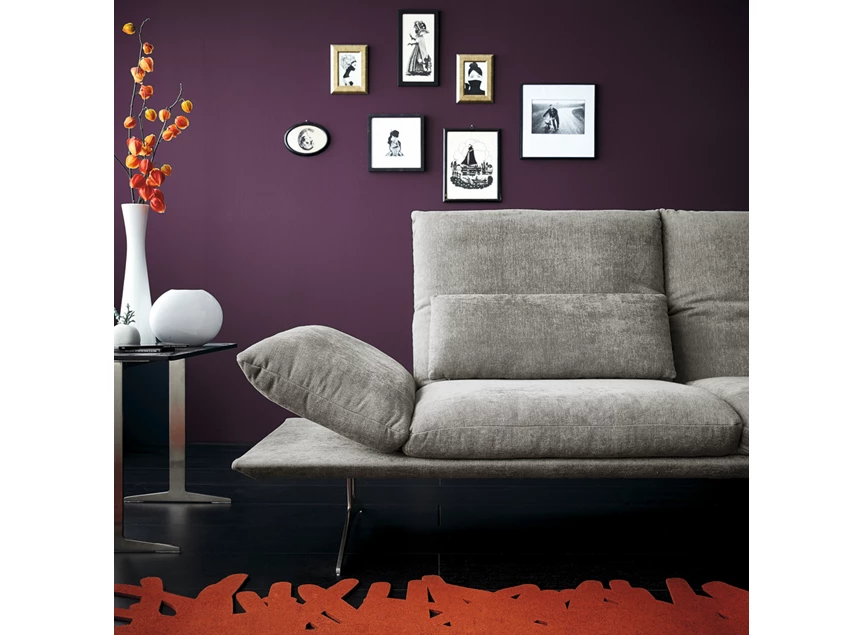 Verstelbare armleuning Zetel Francis met longchair stof grijs Koinor