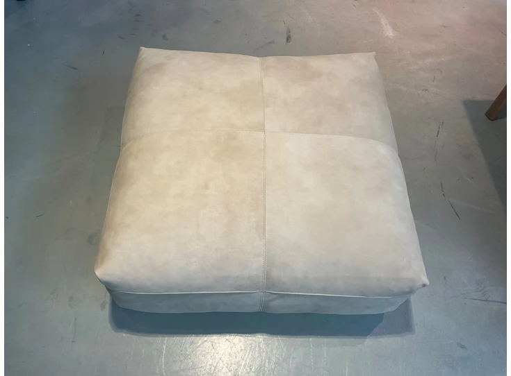 Bovenkant Poef Vetsak seat 84x84 leather beige