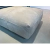 Zijkant Poef Vetsak seat 84x84 leather beige