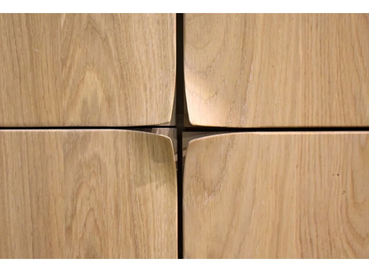 Eetkamer Sento detail handgrepen deuren