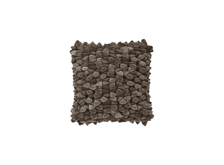 255-620-181 earth taupe sierkussen pebble decoratie vooraanzicht