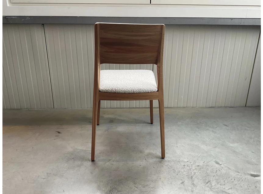 Achterkant Stoel Vero massief eik naturel stof Haga 900 Estetica Home
