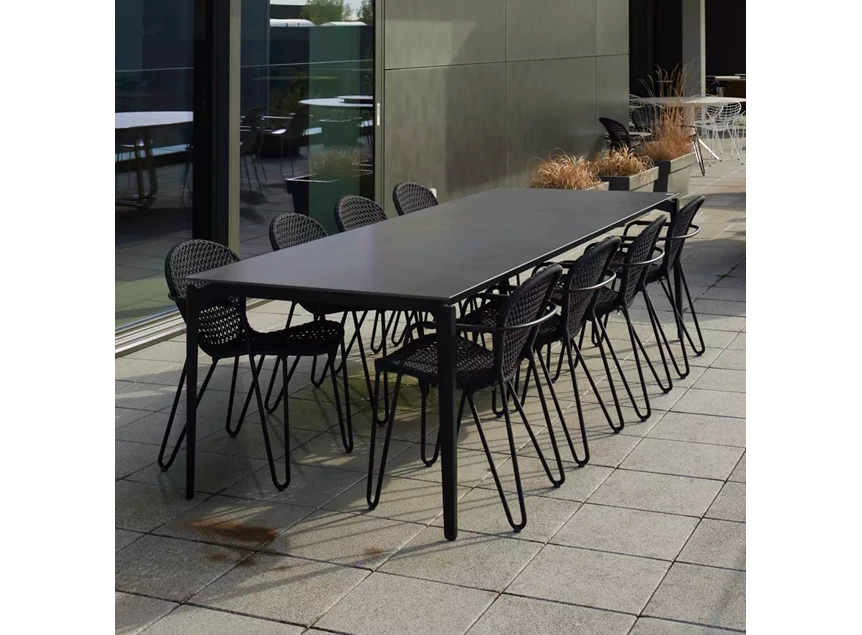 Outdoor Tafel Layers keramiek Black Iron Joli