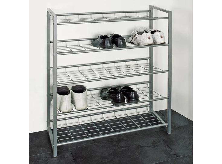 Schoenenrek Jupp aluminium 38728 schuin aanzicht met schoenen sfeerbeeld