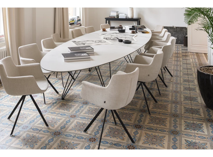 Vergaderruimte Sfeerfoto Armstoel Chagall Spinning Base stof Easy Care Flax Joli