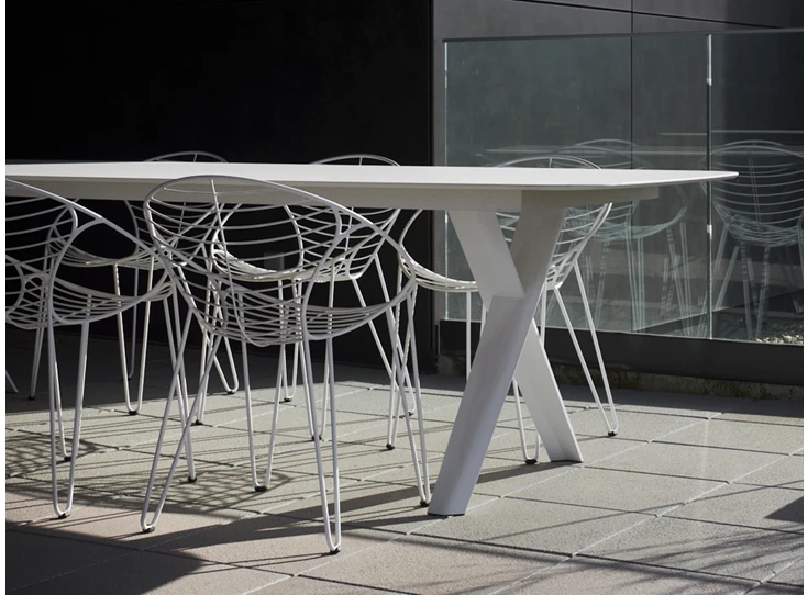 Outdoor Armstoel Wire frame Wit Joli