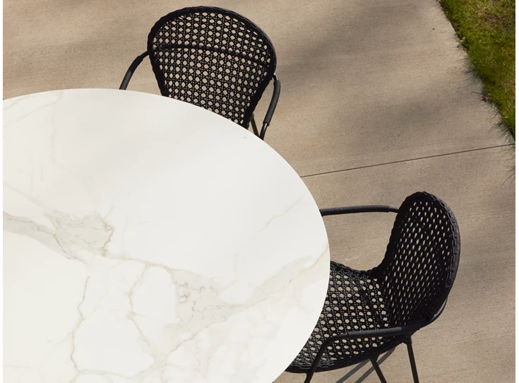 Bovenkant Tafel Wire Round Xeramica Calacatta Naturale Joli