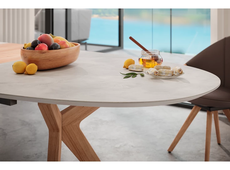Bladrand Tafel Capri ovaal verlengbaar dekton keramiek zand Willisau Edition