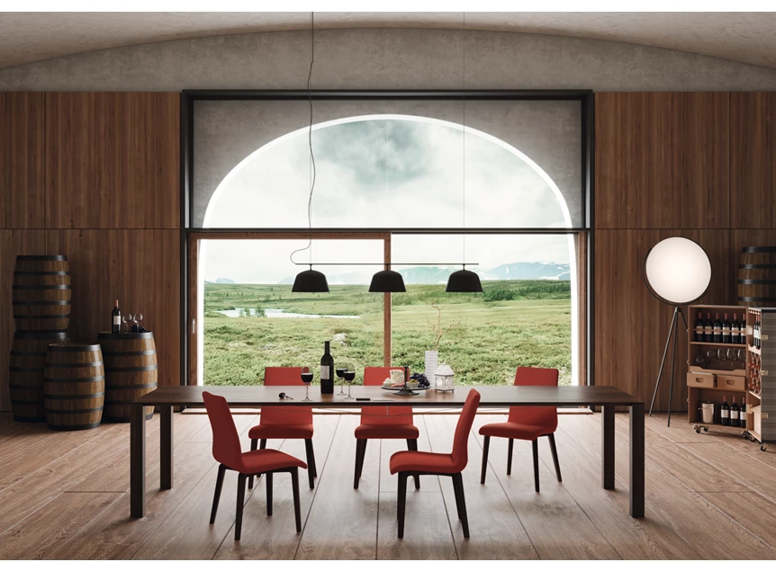 Sfeerfoto Tafel Varino massief hout Amerikaanse noten Willisau