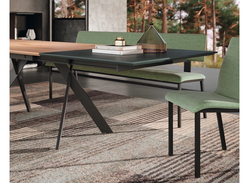 Detail Verlengbare tafel Torino rechthoekig massief hout Amerikaans noten Willisau