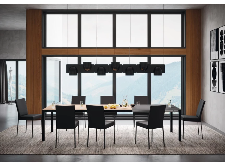 Sfeerfoto Verlengbare tafel Prato massief hout Amerikaans noten Willisau