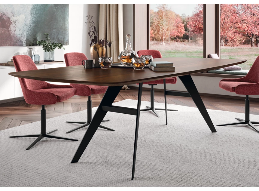 Zijkant Tafel Linea bootvormig massief hout Amerikaans noten Willisau